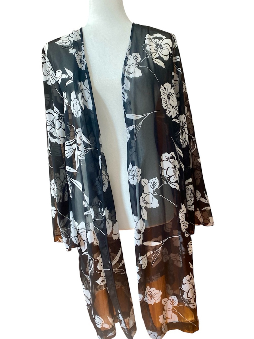 Secret Treasures Sheer Floral Bell Sleeve Kimono Duster Cover Up Medium
